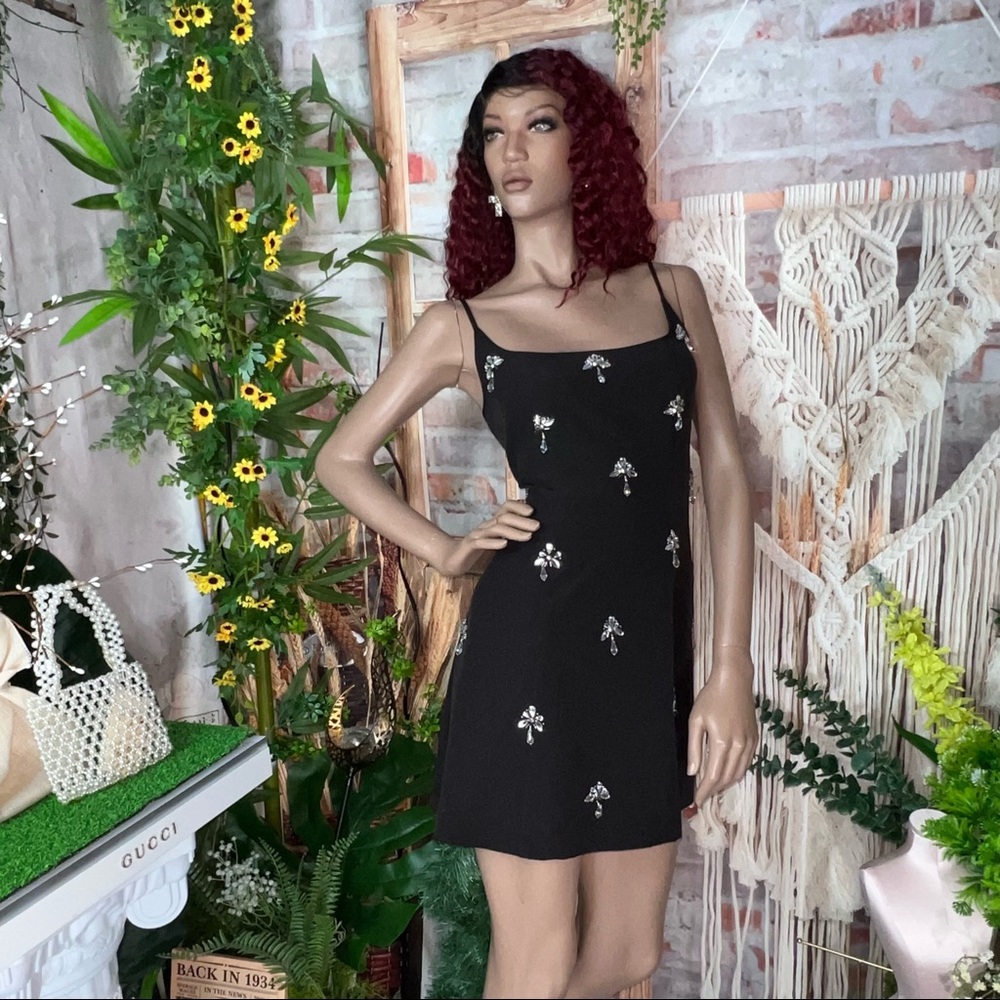 Crepe Square neck sleeveless jewel dress